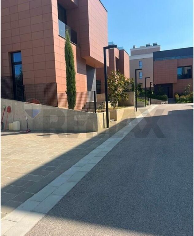 Villa in vendita a TEG, Tirana, 350 m². Foto 3 di 3