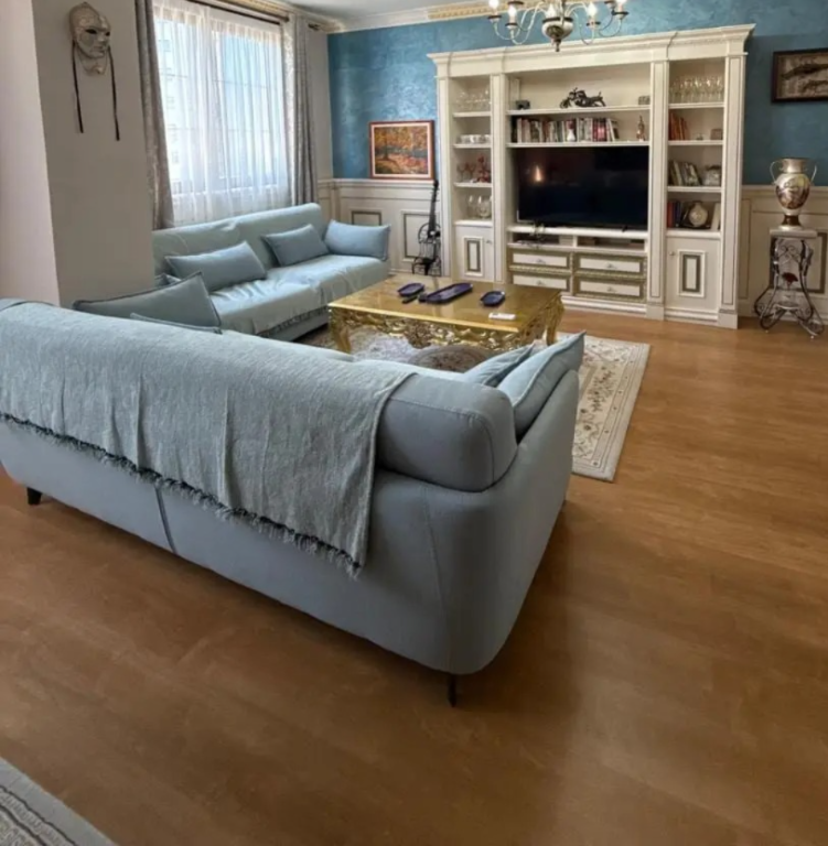 Apartment 2+1 for rent in Stacioni i Trenit, Tirana, 126 m²