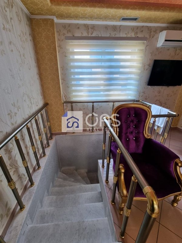 Zyrë në shitje në Rruga e Durrsit, Tiranë, 148 m²