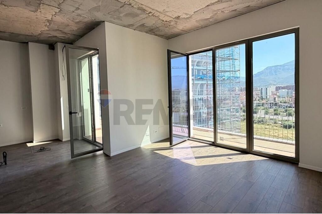 Apartment for sale in Bulevardi i Ri, Tirana, 134 m²