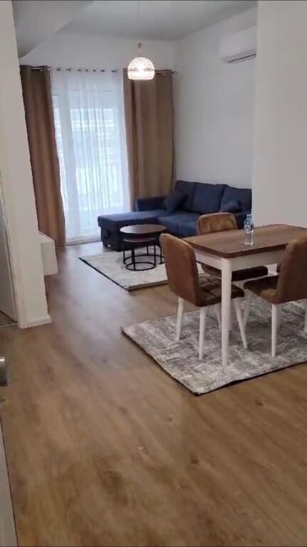 Apartment 1+1 for sale in Ali Demi, Tirana, 60 m². Photo 2 of 3