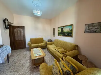 Apartment 1+1 for sale in Stacioni i Trenit, Durrës, 62 m². Photo 3 of 8