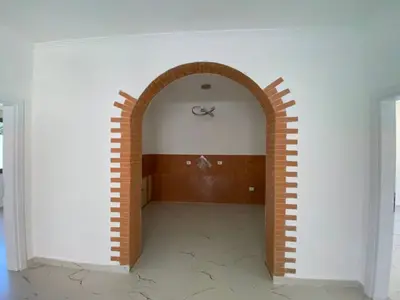 Casa indipendente in vendita a Mauzoleu i Dëshmorëve dhe Salla e Relikeve të Luftës, Durazzo, 390 m². Foto 7 di 11