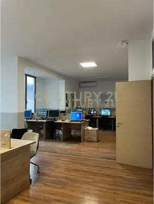 Ambient biznesi me qera në KAZAZI...Therje, Durrës, 160 m². Foto 2 nga 7