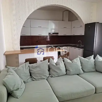 Apartament 1+1 me qera në Ali Demi, Tiranë, 80 m². Foto 2 nga 9
