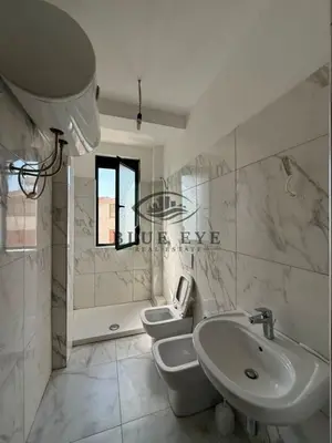 Apartament 2+1 në shitje në Plazh, Durrës, 88 m². Foto 5 nga 8