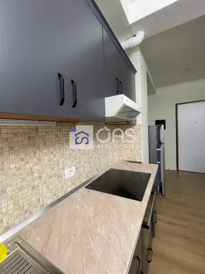 Apartament 1+1 me qera në Komuna e Parisit, Tiranë, 63 m². Foto 2 nga 4