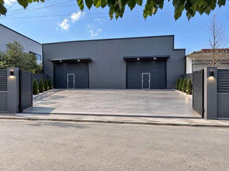 Warehouse for rent in Rruga Myslym Shima, Tirana, 300 m²
