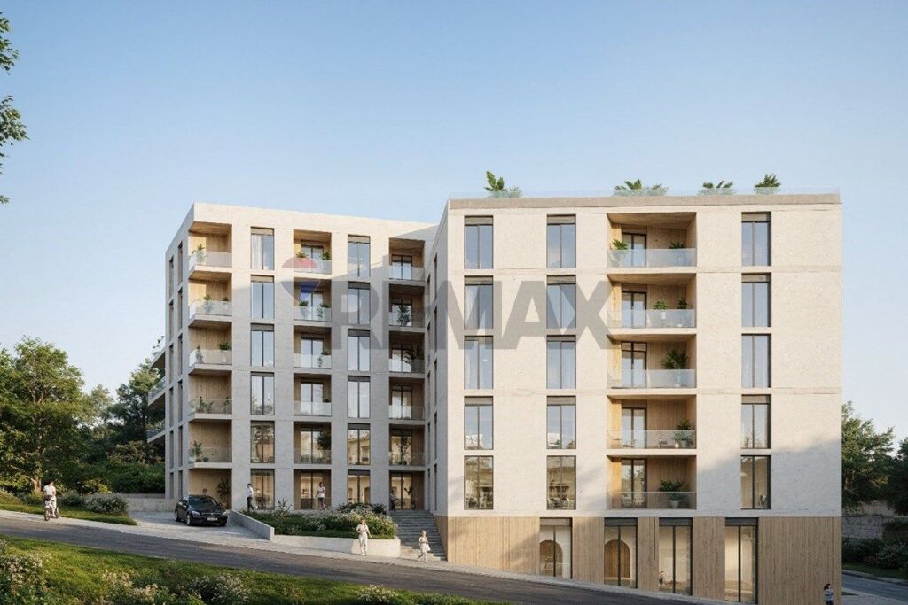 Appartamento in vendita a Paskuqan, Kamza, 108 m². Foto 1 di 3