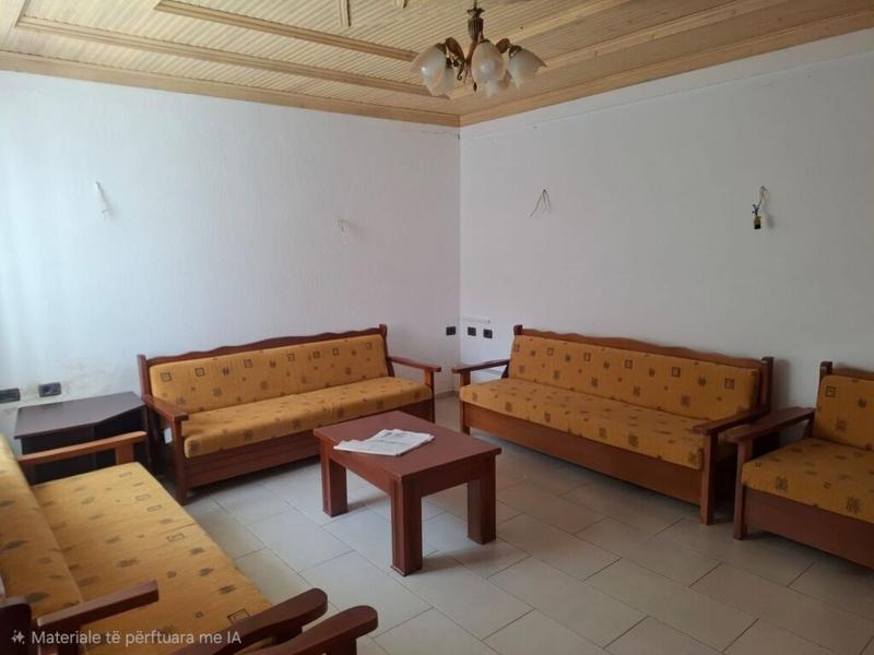 Shtëpi private në shitje në Rruga Manalat, Gjirokastër, 100 m²