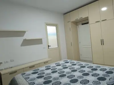 Appartamento in affitto a Gama Professional, Valona, 120 m². Foto 3 di 6