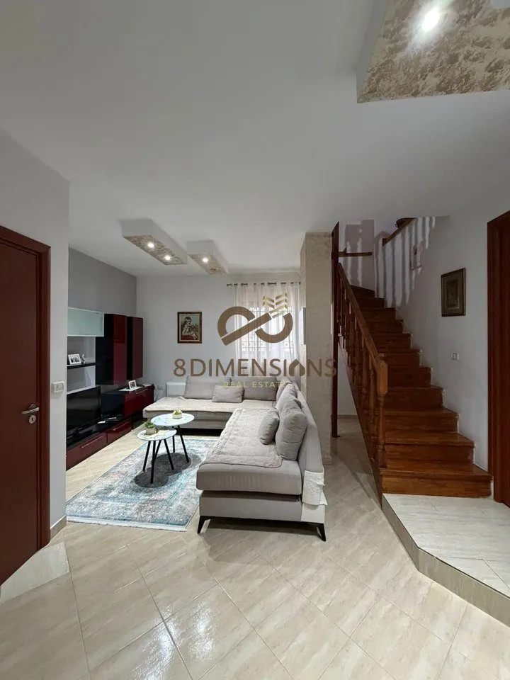 Appartamento 3+1 in vendita a Fresku, Tirana, 150 m². Foto 1 di 9