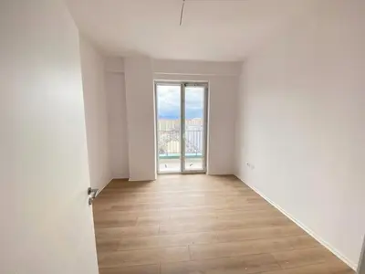 Appartamento 3+1 in vendita a Komuna e Parisit, Tirana, 282 m². Foto 8 di 8