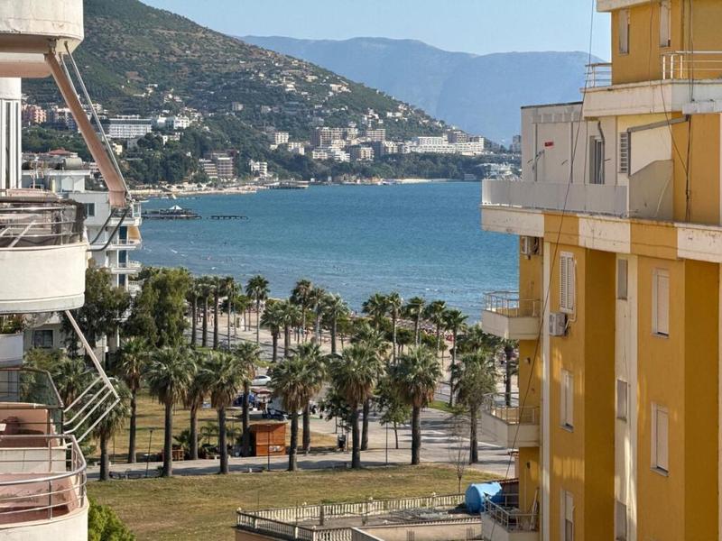 Monolocale in affitto a Bonaparte, Valona, 45 m²