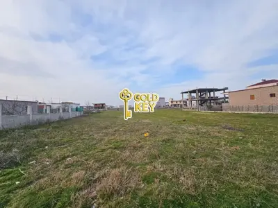 Tokë në shitje në Fllake, Durrës, 2 000 m². Foto 2 nga 6
