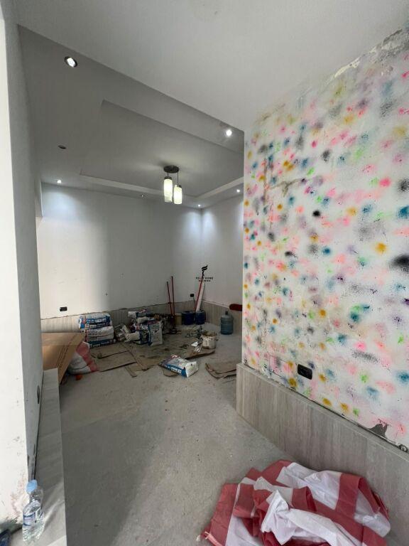 Ufficio in affitto a Pazari i Ri, Tirana, 85 m²