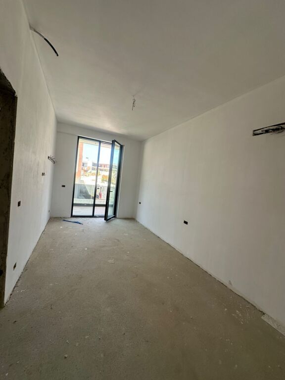 Apartment 1+1 for sale in Tulipan Residence, Tirana, 79 m². Photo 1 of 3