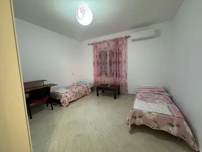 Shtëpi private 2+1 me qera në Plazh, Durrës, 131 m². Foto 4 nga 8