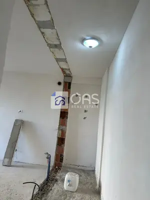 Apartament 1+1 në shitje në Ish Fusha e Aviacionit, Tiranë, 79 m². Foto 1 nga 8