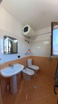 Appartamento 1+1 in affitto a Selvia, Tirana, 60 m². Foto 10 di 12
