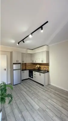 Apartament 1+1 në shitje në Plazh, Durrës, 50 m². Foto 1 nga 7