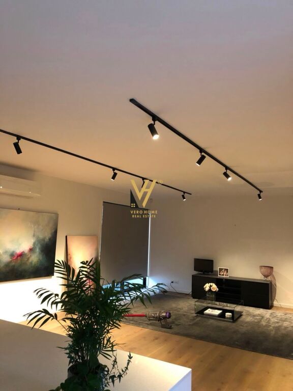 Apartament 2+1 në shitje në Rruga e Elbasanit, Tiranë, 110 m²