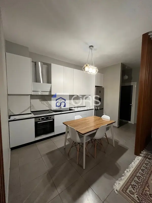 Appartamento 1+1 in affitto a Casa Italia, Tirana, 70 m²