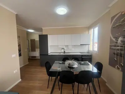 Appartamento 2+1 in vendita a Lagja 13, Durazzo, 85 m². Foto 2 di 12