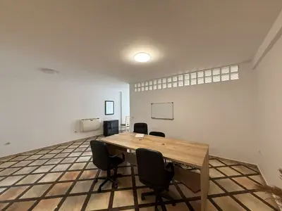 Commercial space for rent in Vasil Shanto, Tirana, 74 m². Photo 2 of 3