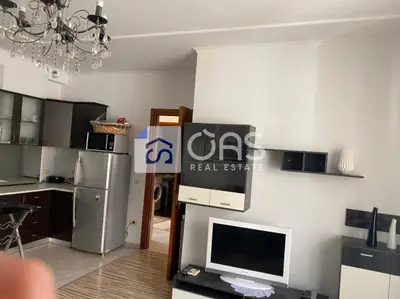 Apartament 2+1 me qera në Liqeni i Thatë, Tiranë, 85 m². Foto 2 nga 4