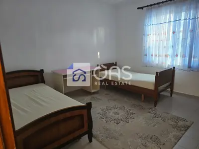 Shtëpi private 2+1 me qera në Laprakë, Tiranë, 120 m². Foto 7 nga 7