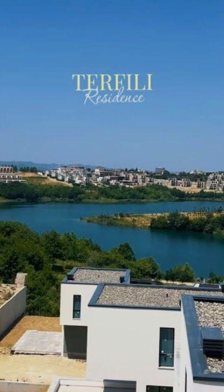 Vilë në shitje në Farkë, Tiranë, 244 m²
