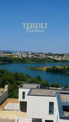 Villa in vendita a Farkë, Tirana, 244 m². Foto 1 di 2