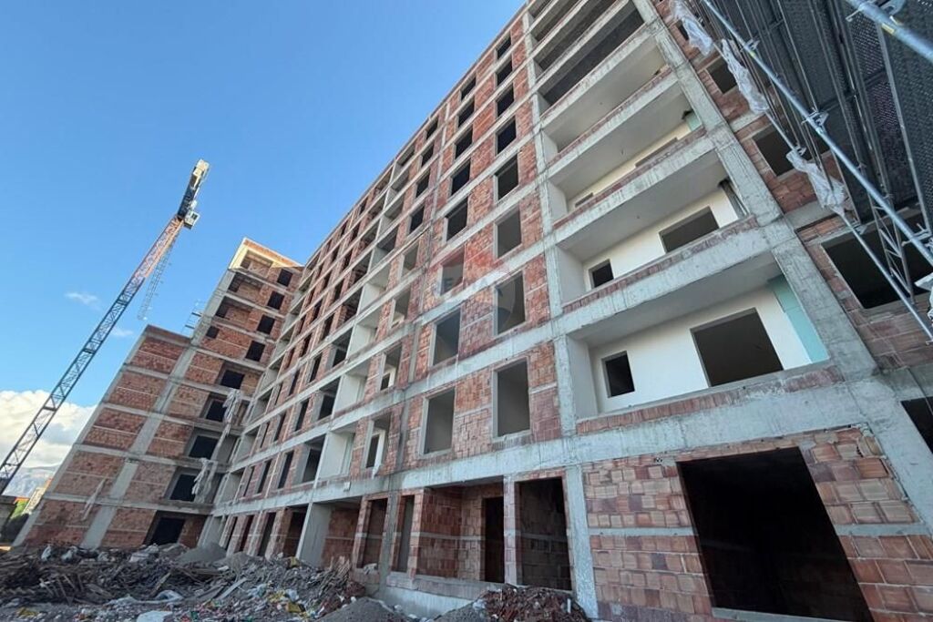 Appartamento in vendita a Kamza, 107 m²