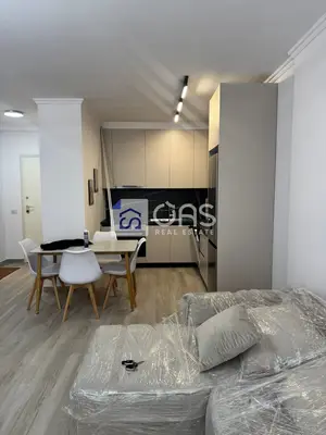 Apartament 1+1 me qera në Bulevardi i Ri, Tiranë, 65 m². Foto 2 nga 6