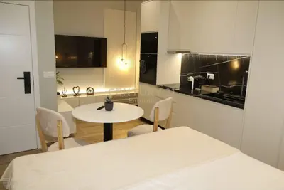 Studio for sale in Rruga Muhamet Gjollesha, Tirana, 88 m². Photo 2 of 9