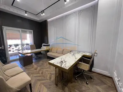 Zyrë me qera në Rruga e Kavajës, Tiranë, 59 m². Foto 4 nga 11