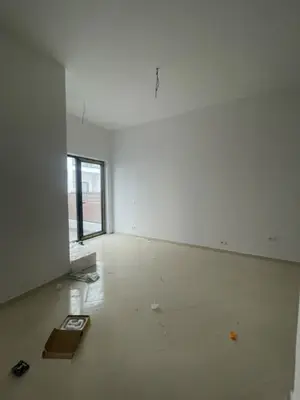 Studio for sale in Mali i Robit, Durrës, 42 m². Photo 3 of 6