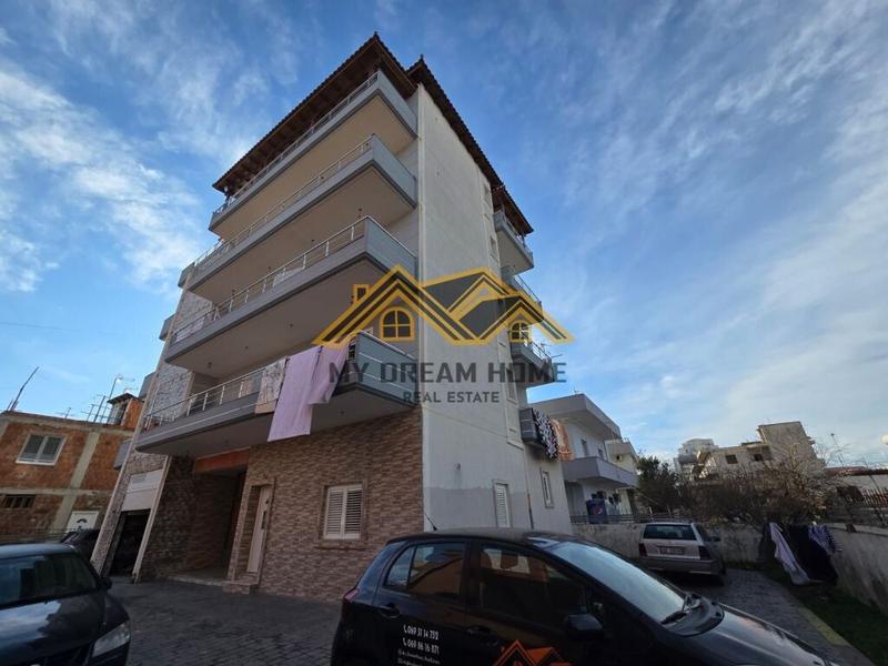 Land for sale in Stacioni i Trenit, Durrës, 809 m²