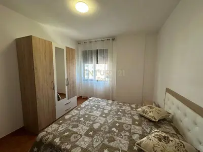 Apartament 2+1 me qera në Qendra Tregtare Blue Star, Durrës, 100 m². Foto 2 nga 12