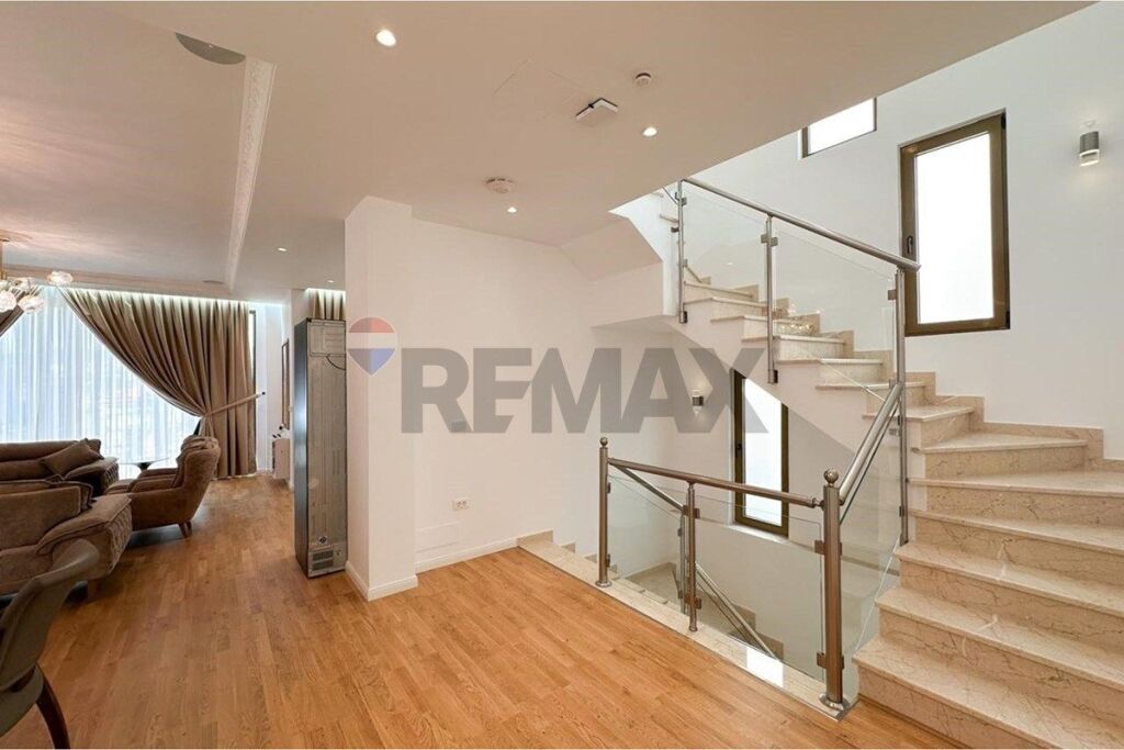 Villa for rent in TEG, Tirana, 334 m². Photo 3 of 3