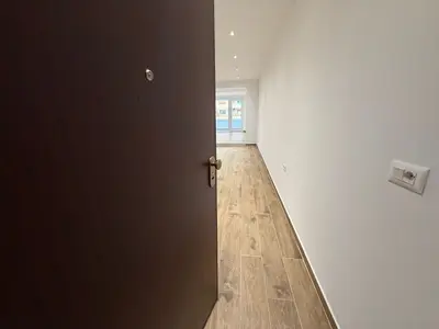 Apartment 1+1 for sale in Stacioni i Trenit, Tirana, 63 m². Photo 4 of 7
