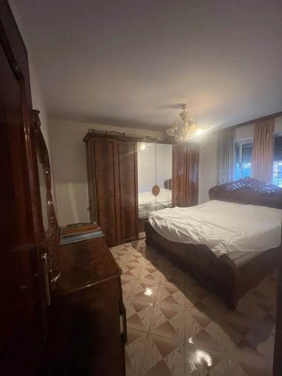 Apartament 1+1 në shitje në Ali Demi, Tiranë, 52 m². Foto 1 nga 8