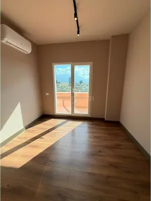 Appartamento 3+1 in affitto a Rruga Petro Nini Luarasi, Tirana, 135 m². Foto 6 di 11