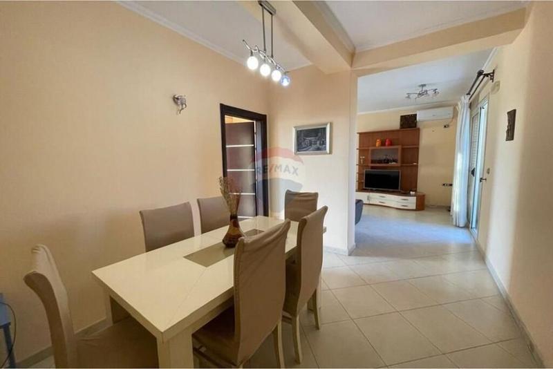 Apartament 4+1 me qera në Kisha e Shen Todrit, Vlorë, 120 m²