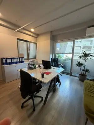 Zyrë në shitje në Lion Park Apartments, Tiranë, 205 m². Foto 2 nga 4