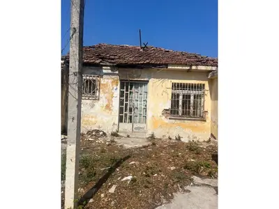 House for sale in Lagjja e Re, Durrës, 331 m². Photo 2 of 3