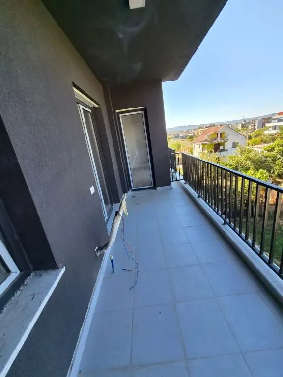 Appartamento 2+1 in vendita a Bathore, Kamza, 111 m². Foto 1 di 12