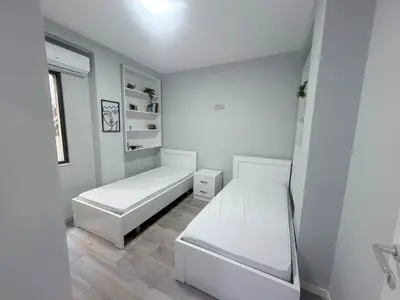 Appartamento 2+1 in vendita a Rruga Frosina Plaku, Tirana, 110 m². Foto 3 di 6