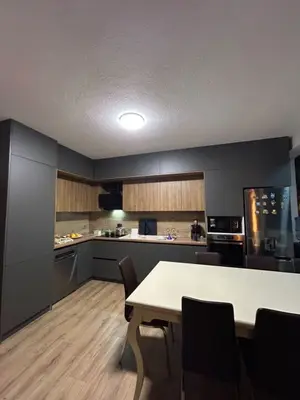 Vilë me qera në Kthesa e Kamzës, Tiranë, 700 m². Foto 2 nga 12